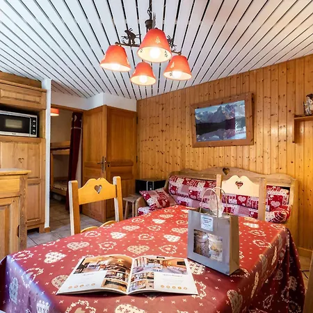 Apartment 2 Pieces A Meribel Centre - Animaux Acceptes - Fr-1-411-970